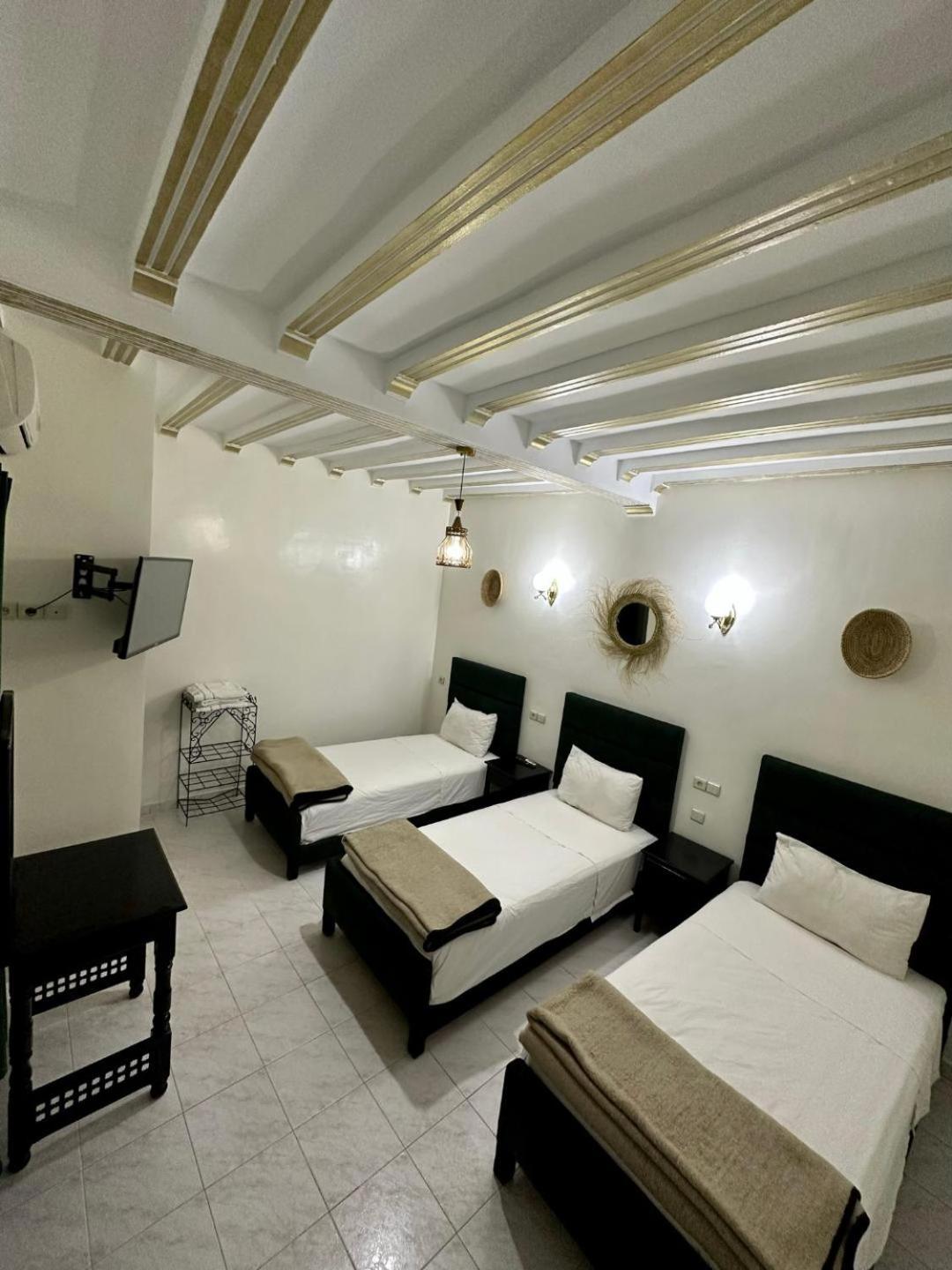 Hotel Zaghro Tajda ภายนอก รูปภาพ